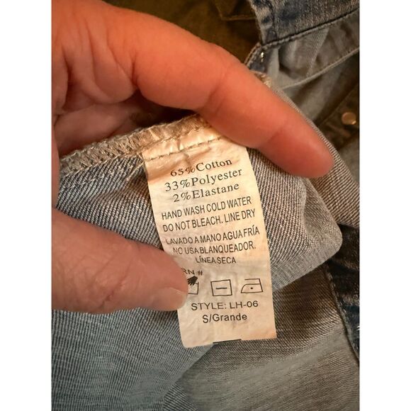 BNWT Southern Friend Chics Boutique Denim Dress Size Small - Picture 6 of 6